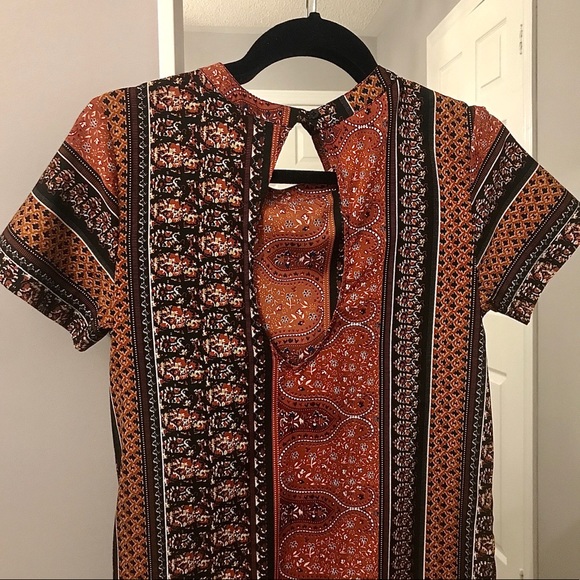 Boohoo Printed Tshirt Shift Dress - Picture 3 of 4